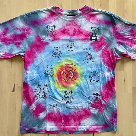 Teddy Fresh Unisex T-Shirt Hila Bear Designs size Medium CUSTOM TIE-DYED - Picture 1 of 9